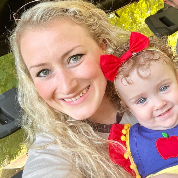 Meet your Posher, Lida - Picture 1 of 1